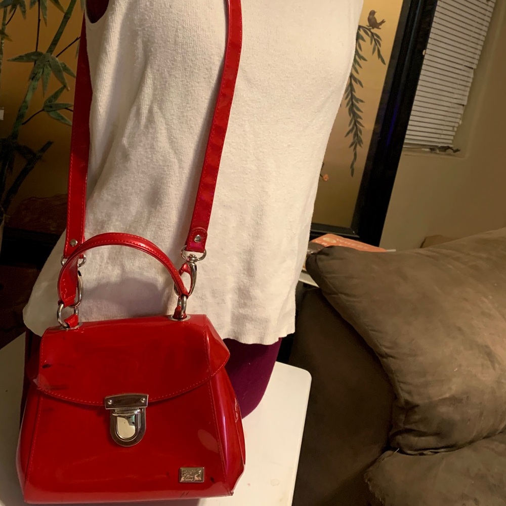 Beijo Classic Patent Leather purse
